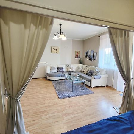 شقة Apartman Balaton كيستاي المظهر الخارجي الصورة
