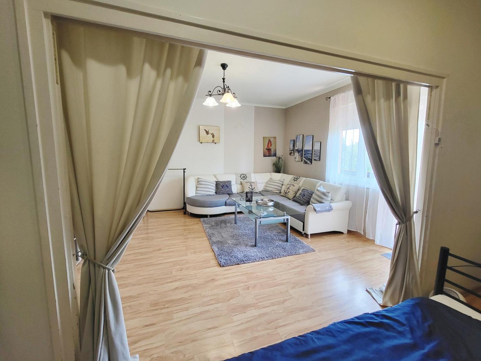 شقة Apartman Balaton كيستاي المظهر الخارجي الصورة